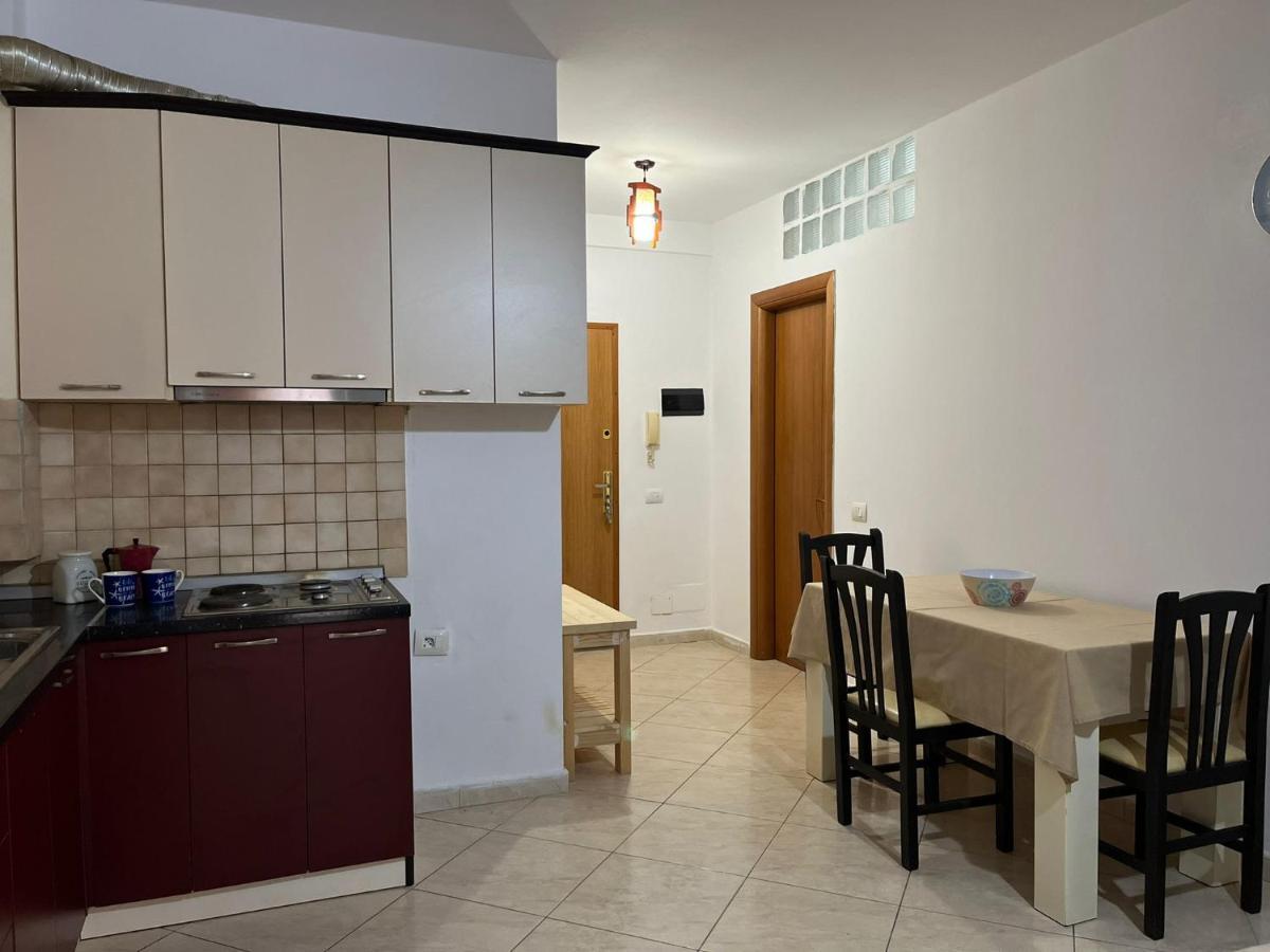 Lungomare Vlore Con Garage Privato 2 Apartamento Exterior foto